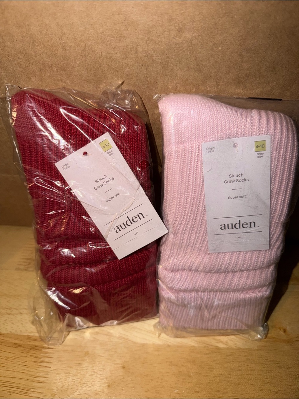 auden Slouch Crew Socks - Red & Light Pink Pair